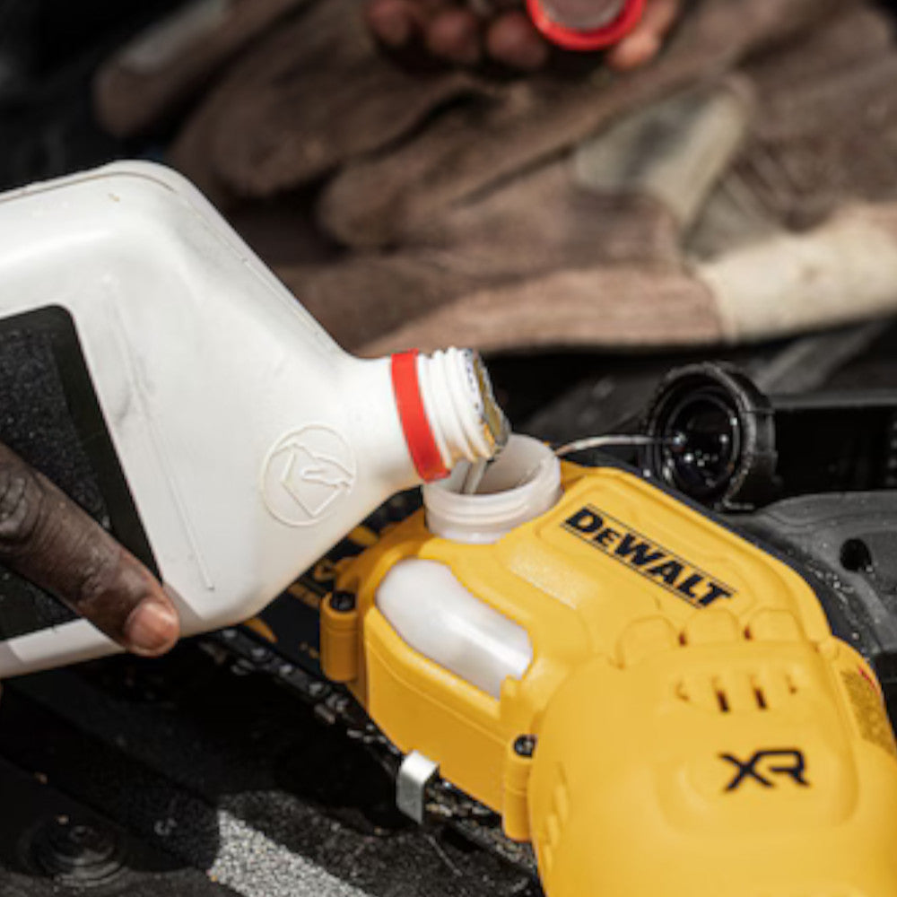 DEWALT DCCS623L1 20V MAX* 8 in. Brushless Cordless Pruning Chainsaw Kit with 3 Ah Battery - Refurbished with Dewalt Warranty
