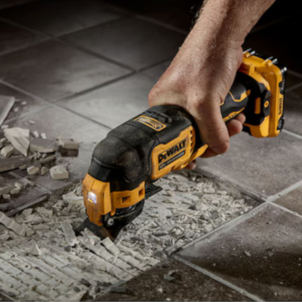 DEWALT DCS353G1 XTREME™ 12V MAX* Brushless Oscillating Tool Kit- Refurbished with Dewalt Warranty