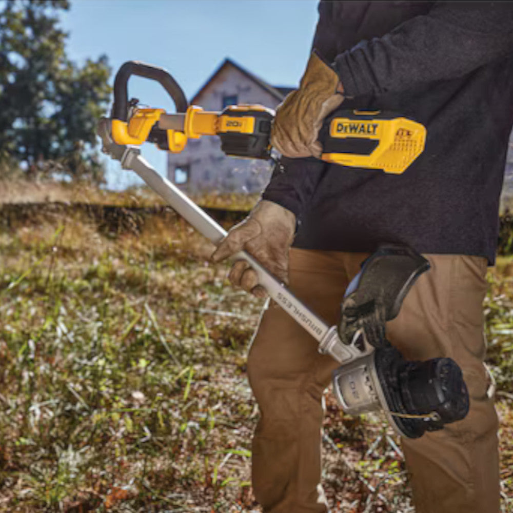 DEWALT DCST922P1 20V MAX* 14 in. Brushless Cordless Folding String Trimmer Kit - Refurbished with Dewalt Warranty