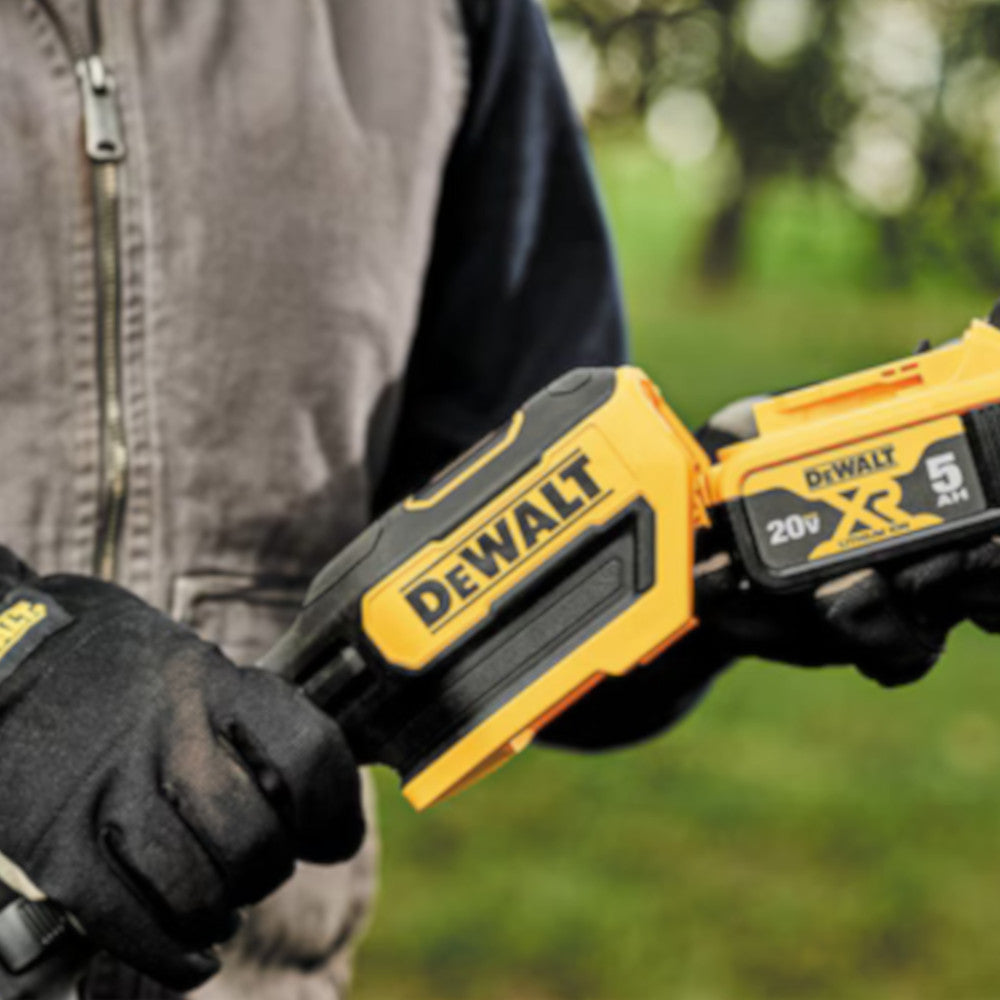 DEWALT DCST922P1 20V MAX* 14 in. Brushless Cordless Folding String Trimmer Kit - Refurbished with Dewalt Warranty