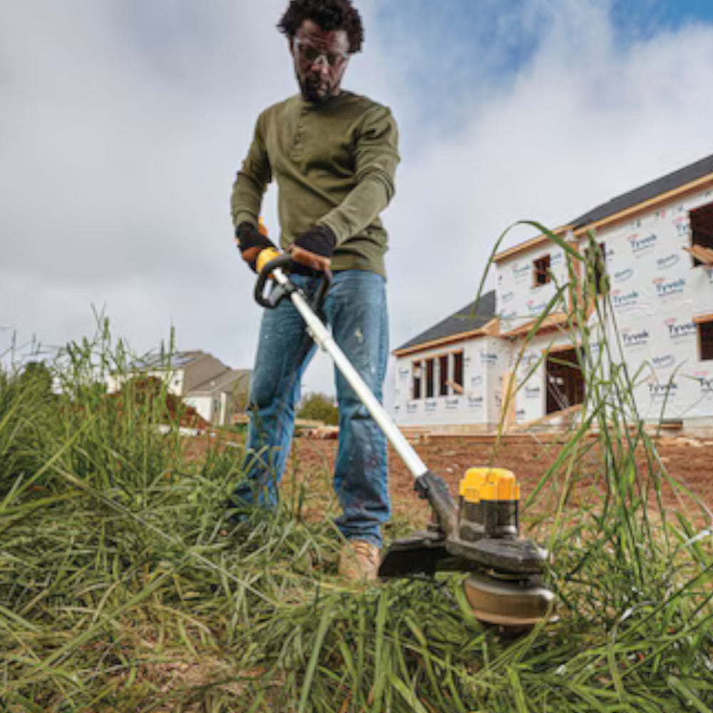 DEWALT DCST925M1 20V MAX* 13 in. Cordless String Trimmer Kit - Refurbished with Dewalt Warranty