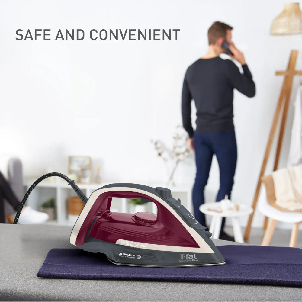 Fer à vapeur T-FAL FV5843 UltraGlide Plus - Emballage défectueux avec garantie complète