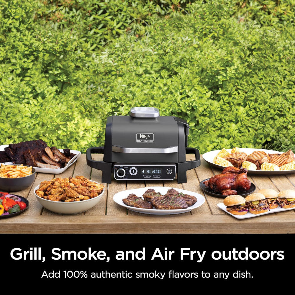 Barbecue à bois NINJA OG701, grill multifonction 7 en 1, fumoir inclus - Garantie Home Essentials, révisée en usine
