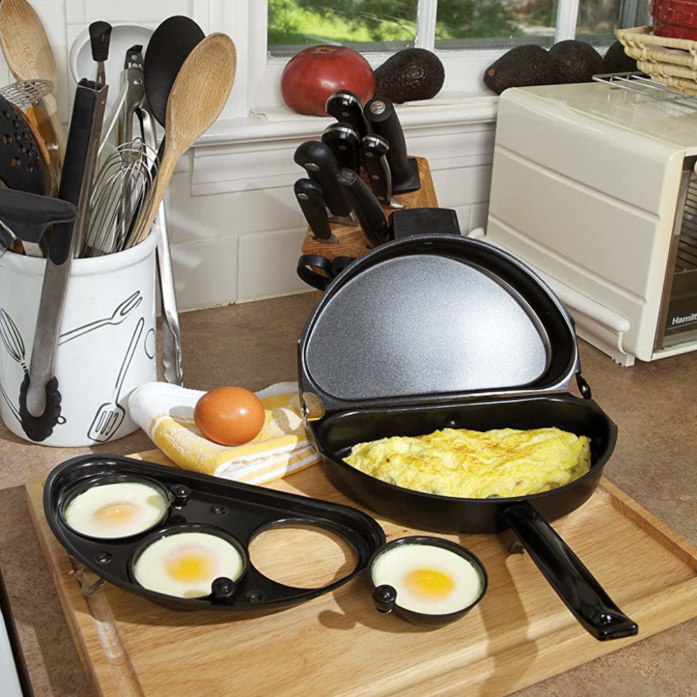 Poêle à omelette antiadhésive avec pocheuse à œufs FOX RUN - 4498