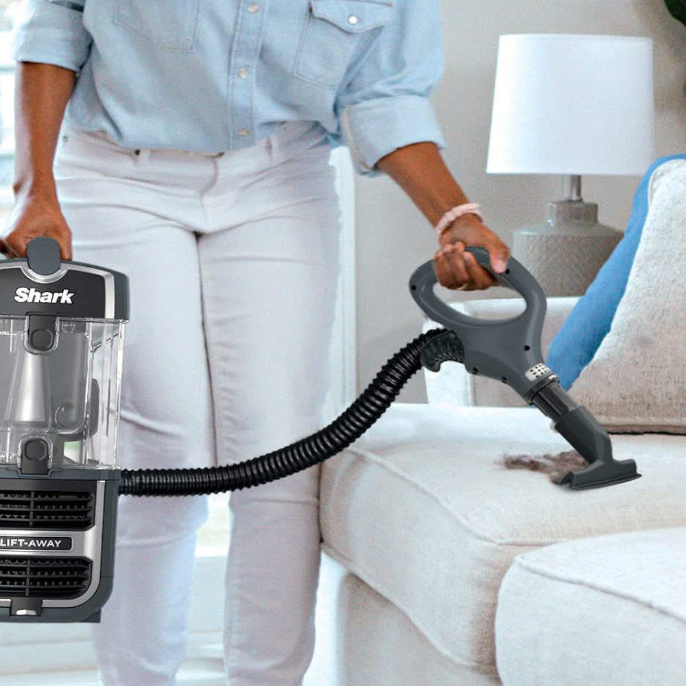 Aspirateur vertical SHARK Navigator Lift-Away avec brosse autonettoyante et filtre HEPA - Remis à neuf avec garantie Home Essentials - UV725