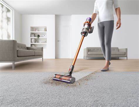 DYSON OFFICIAL OUTLET - V11 Torque Drive Cordless Vacuum Cleaner - Refurbished (EXCELLENT) with 1 year Dyson Warranty -  V11B